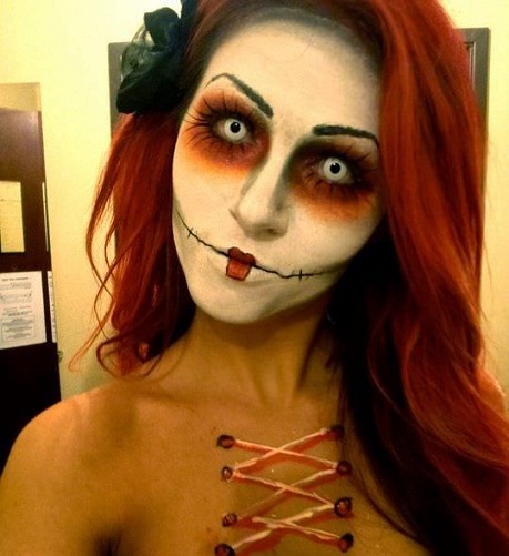 maquillaje de muñeca diabolica para halloween